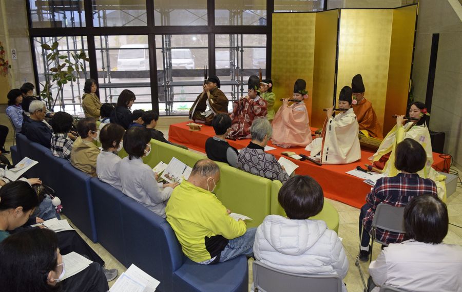 雅楽を「やさしい日本語」で楽しんだコンサート（香南市野市町西野）