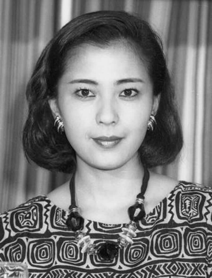 佳 那 晃子