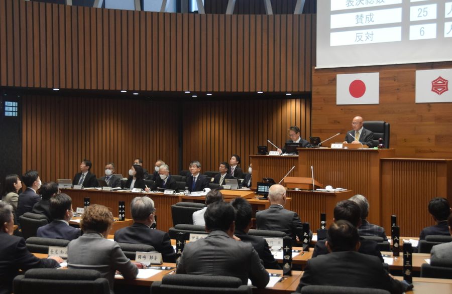 閉会した高知市議会