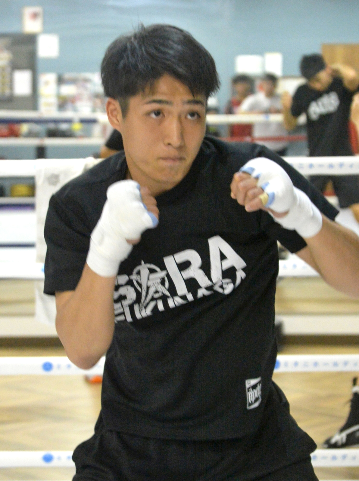 ボクシング新人王・市原涼が9連勝狙う 藤原、川崎も地元勝利を 黒潮