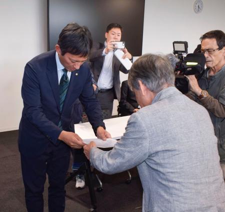無人島訓練の許可取り消しを オスプレイ、熊本県八代市に要請 | 高知新聞