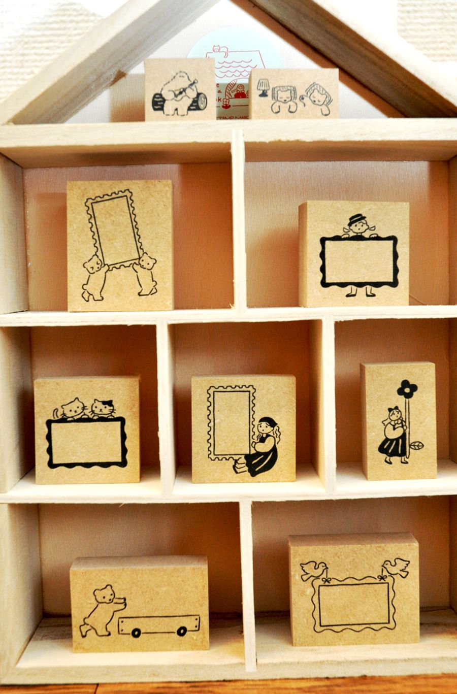 ラベともスタンプは、ラベラーシールと組み合わせることで表現の幅が広がる