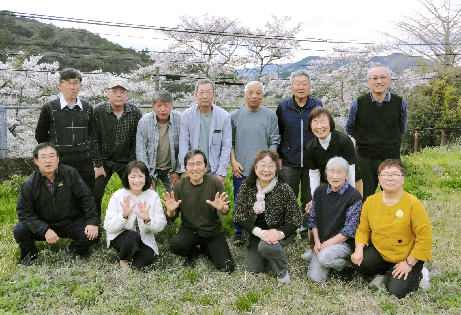 窪川高校昭和51年卒業3年4組同窓会―おきゃく | 高知新聞