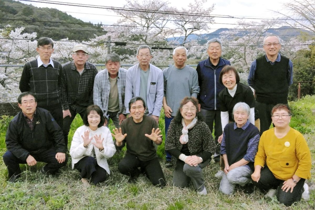 窪川高校昭和51年卒業3年4組同窓会―おきゃく | 高知新聞