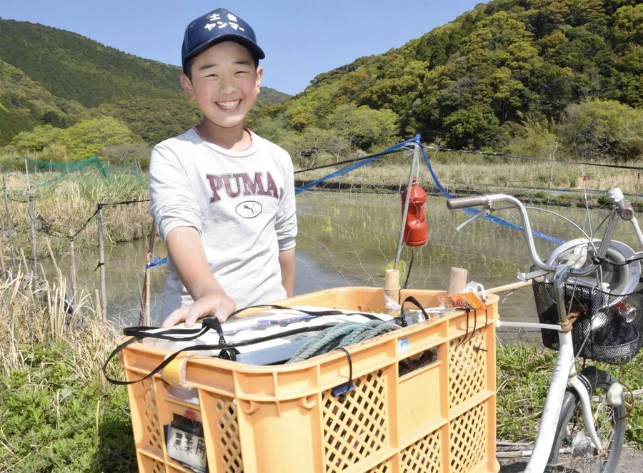 祖父の田んぼを借り、コメを作る藤本頼人さん（室戸市佐喜浜町）